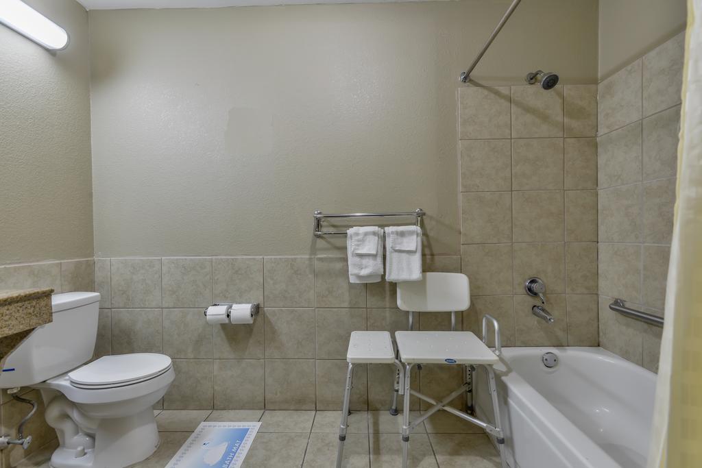 Wake Inn Raleigh Ngoại thất bức ảnh
