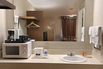 Wake Inn Raleigh Ngoại thất bức ảnh